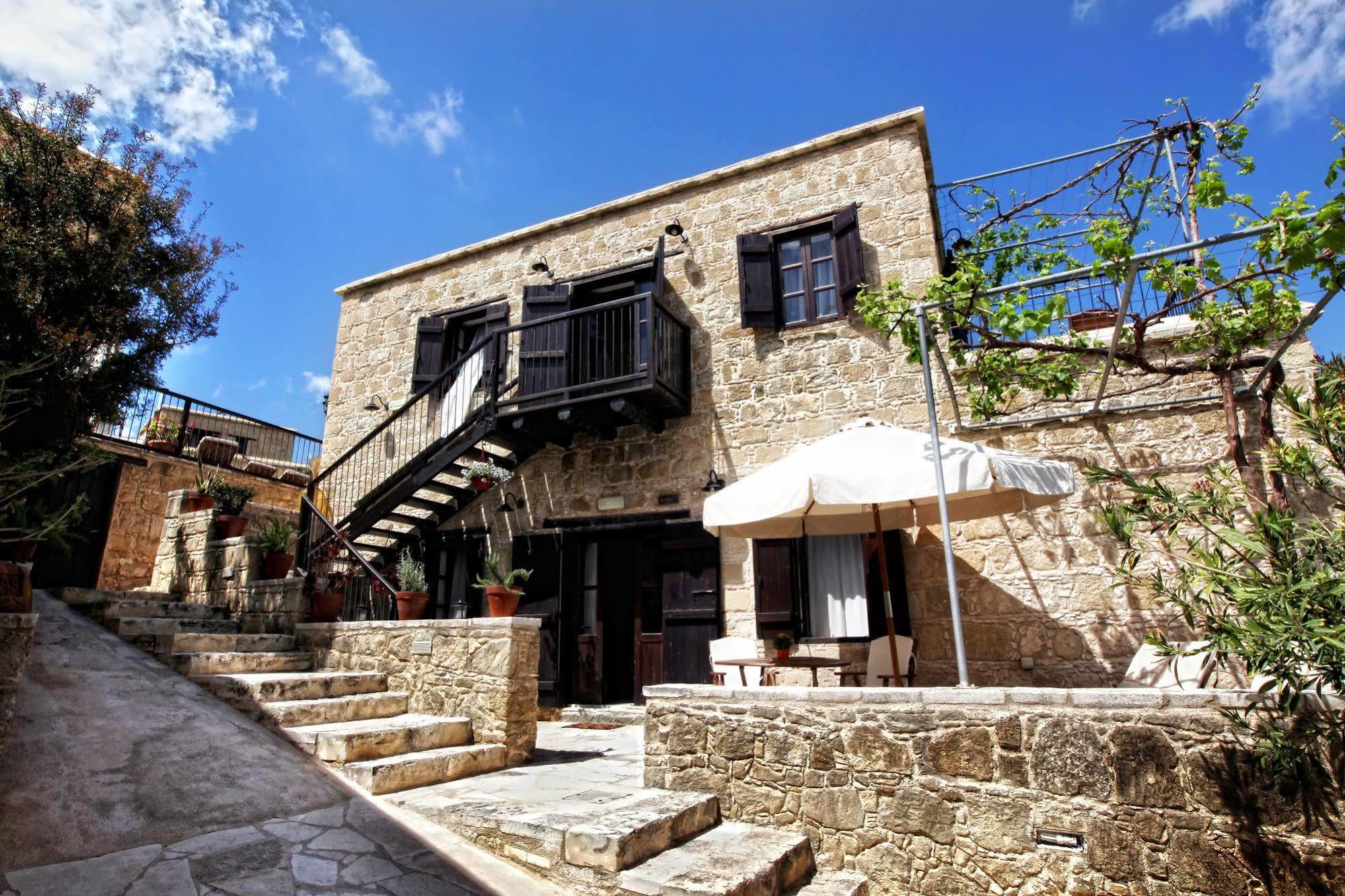 Leonidas Village Houses Goudhi Ngoại thất bức ảnh